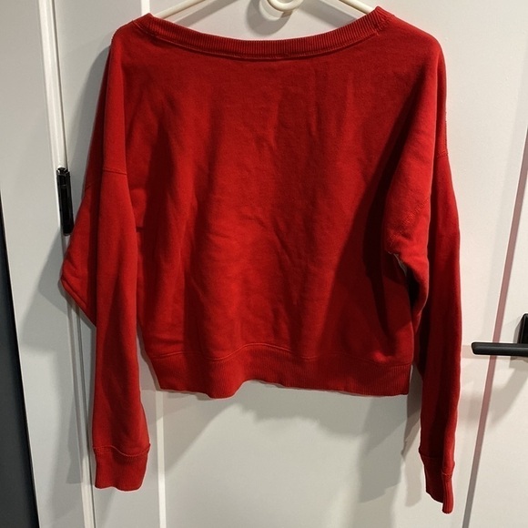 A&F Vintage Cropped V Neck Sweatshirt - Picture 7 of 10